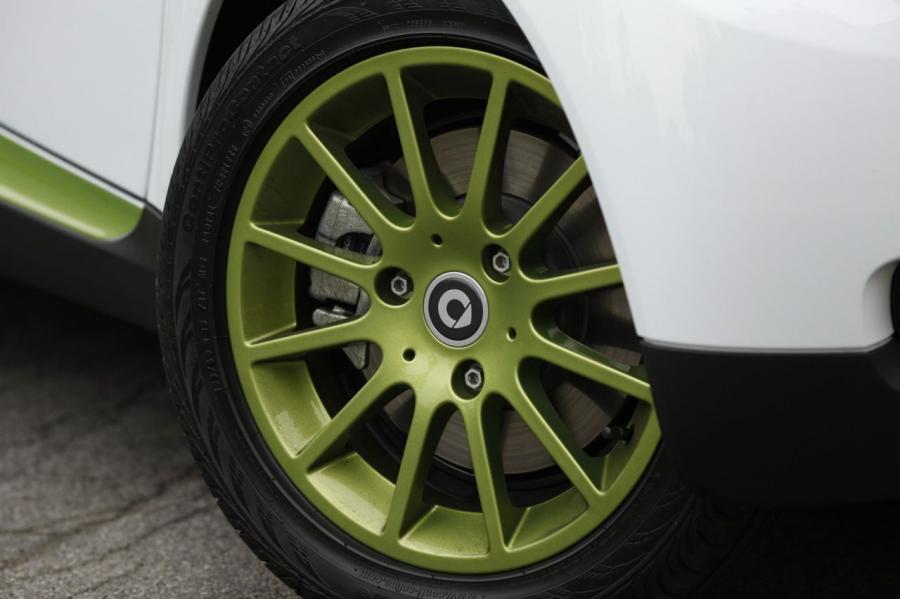 Колеса Smart ForTwo Electric Drive Coupe (C451) 2011 года  (фото 3 из 44)